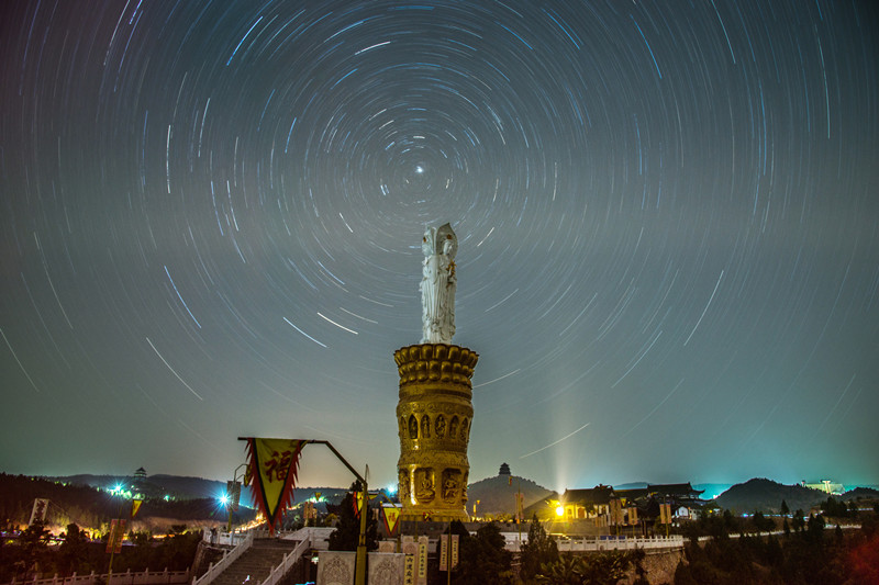 佛光普照水源地-朗朗星空佛法杨_副本.jpg